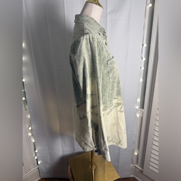 Peach Love California Green Button Down Shirt - Picture 3 of 9